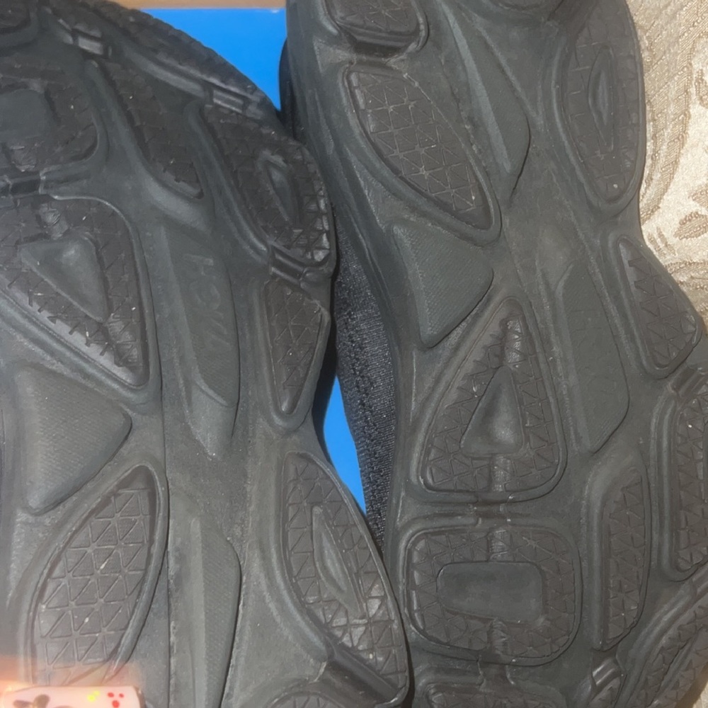 HOKA BONDI 8